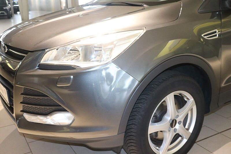 Ford Kuga 1.5 EcoBoost 2x4 Business Edition