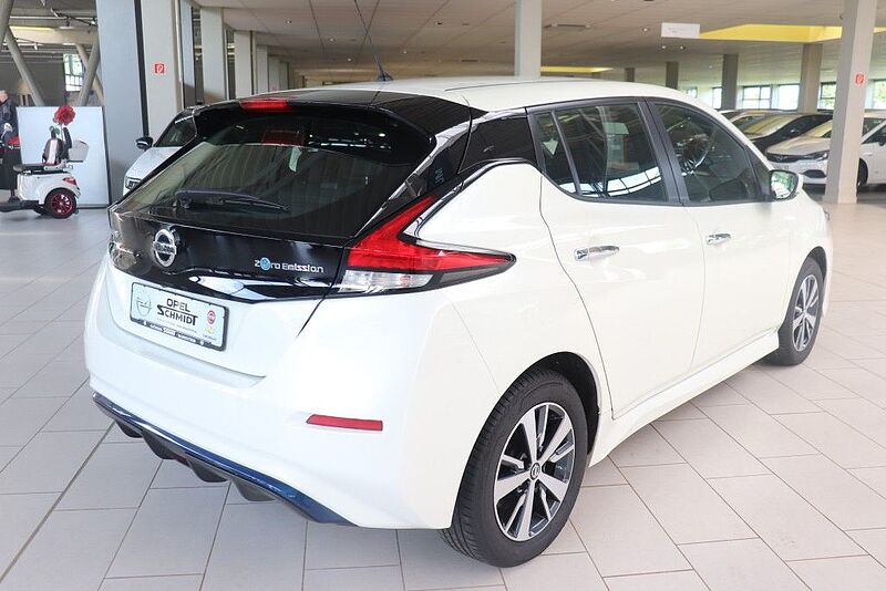 Nissan Leaf 40 kWh Acenta