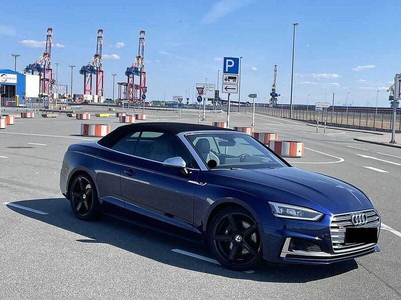 Audi S5 Cabrio 3.0 TFSI quattro tiptronic