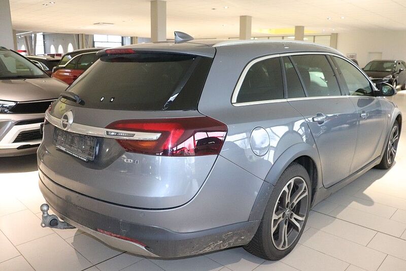 Opel Insignia 2.0 CDTI Country Tourer