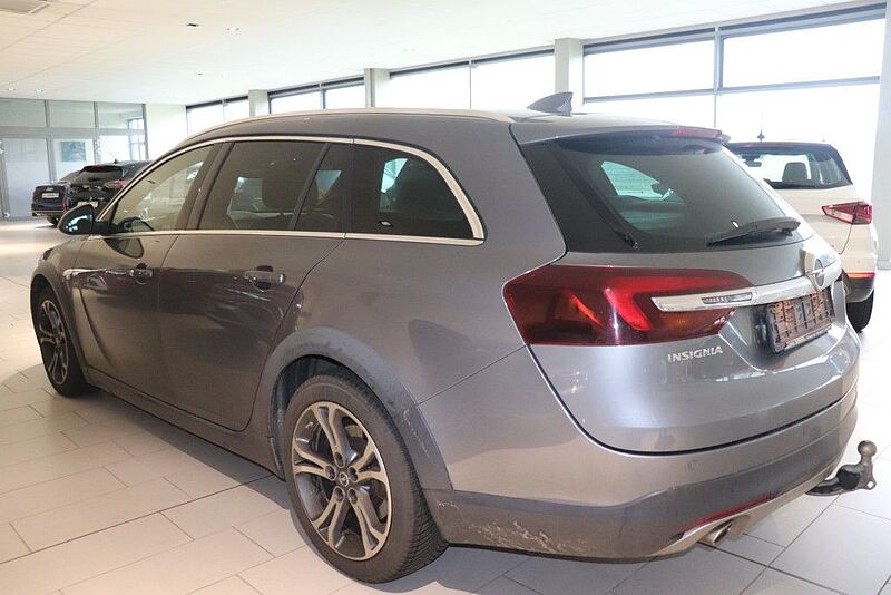 Opel Insignia 2.0 CDTI Country Tourer